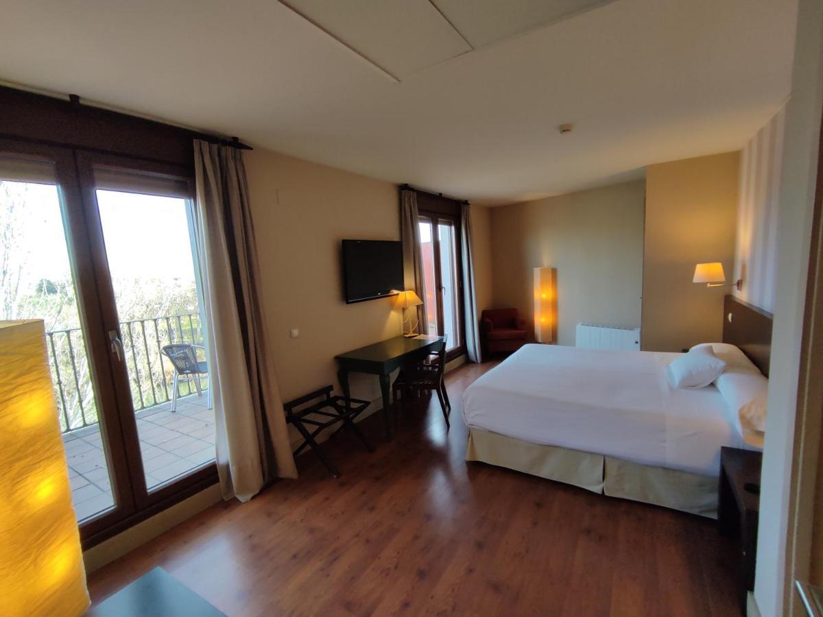 Hotel Puerta Del Arco Тудела-де-Дуэро Экстерьер фото