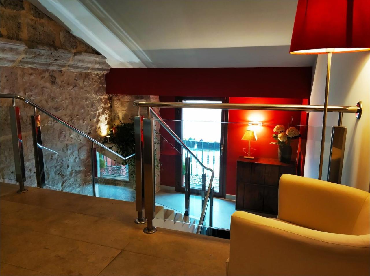 Hotel Puerta Del Arco Тудела-де-Дуэро Экстерьер фото