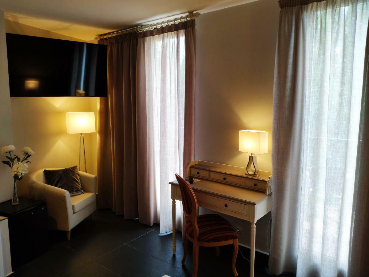 Hotel Puerta Del Arco Тудела-де-Дуэро Экстерьер фото