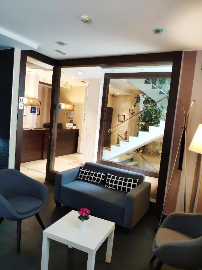 Hotel Puerta Del Arco Тудела-де-Дуэро Экстерьер фото